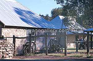 Historisch: Alice Springs Old Telegraph Station (Foto: NTTC/John Henshall)