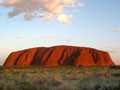 Glühender Felsbrocken: Uluru