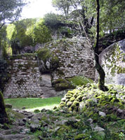 Überreste der Festung Capula unweit von Cucuruzzu (Foto: Eichner-Ramm)