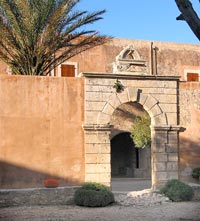Zugang zum Refektorium im Kloster Arkadi