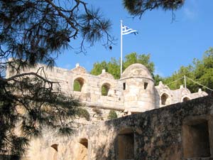 Das war nicht immer so: über der Fortezza weht die griechische Flagge