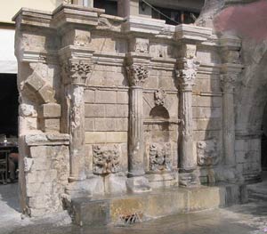 Rimondi-Brunnen in der Altstadt