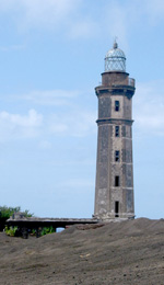 Alter Leuchtturm von Capelinhos (Foto: Eichner-Ramm)