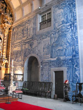 Prachtvolle Azulejos in der Igreja de São Salvador (Foto: Eichner-Ramm)