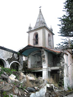 Ruine: Kirche von Ribeirinha (Foto: Eichner-Ramm