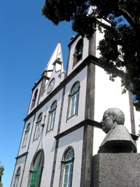 Gekachelte Fassade: Igreja Matriz de Santa Maria Madalena (Foto: Eichner-Ramm)