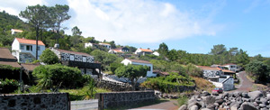 Ferienhäuser an der Ponta do Mistério (Foto: Eichner-Ramm)