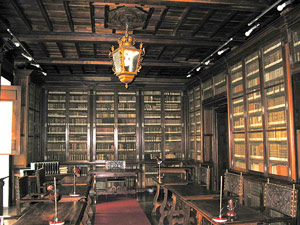 Prachtvoll: Bibliothek im Bettencourt-Palast (Foto: Eichner-Ramm)