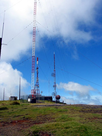 Antennen auf dem Gipfel der Serra de Santa Bárbara (Foto: Eichner-Ramm)