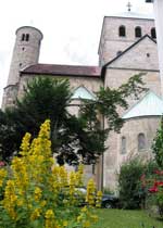 Blick auf die Michaeliskirche