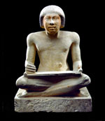 Statue des Schreibers Heti: Exponat der Ägypten-Dauerausstellung (Foto: Roener- und Pelizaeus-Museum)