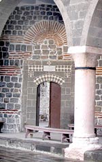 Armenisch-arabische Einflüsse in der Marien-Kirche