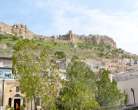Blick auf die Zitadelle über der Altstadt Mardins